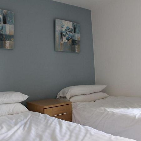 Woodsmill Quay Apartments York Room photo